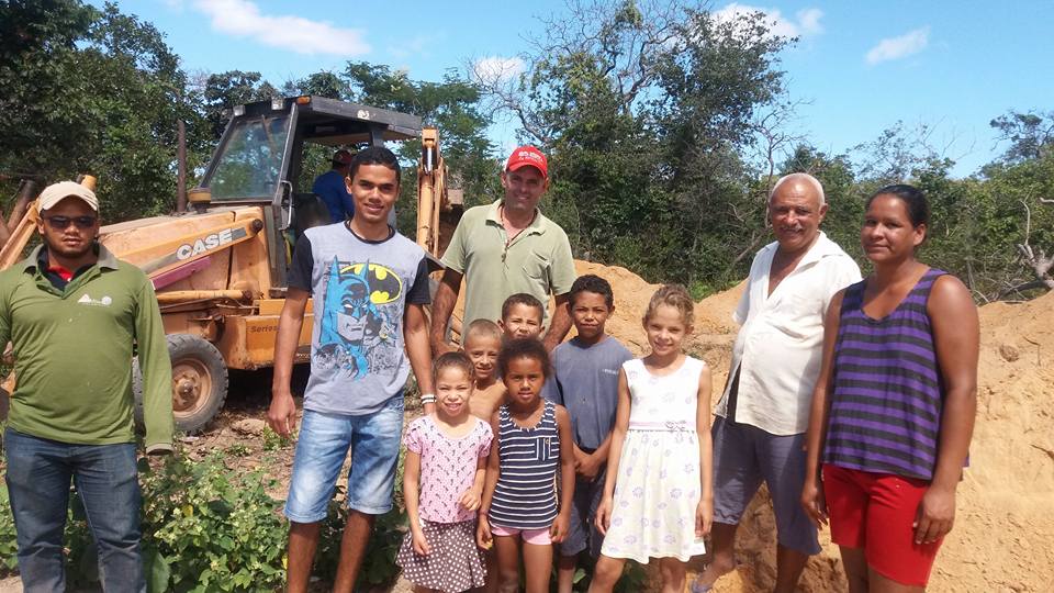Agricultores familiares das Aldeias Embaúba e Riacho dos Buritis são beneficiados com construção de tecnologias sociais