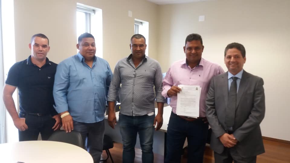 Prefeitura de São João das Missões apresenta reivindicações municipais ao deputado estadual Zé Reis